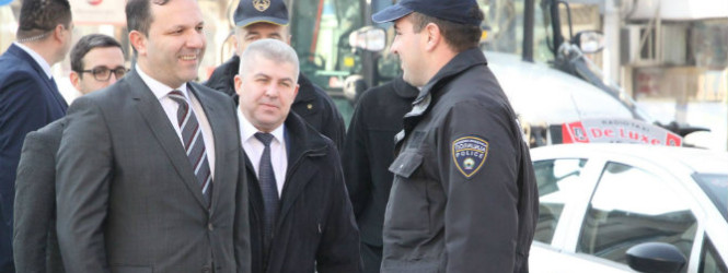 Позорна служба на полицијата во 17 реони во Куманово