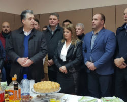 Бадник со посна трпеза и со сите етнички заедници одбележан во средното училиште Киро Бурназ во Куманово