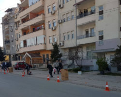 Станарите на Октомвриска револуција број 84 ќе ги паркираат автомобилите пред Општината