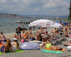 Работниците со ниски примања до 22 000 денари може да аплицираат за бесплатен одмор