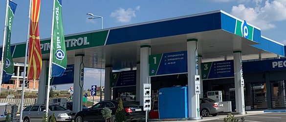 Од ноќеска горивата ќе поевтинат