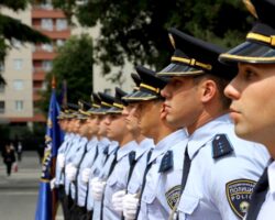 МВР објави оглас за вработување на 600 полицајци