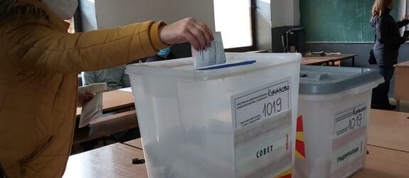 ДИК: До 17 часот излезноста во Куманово е 37,68 %