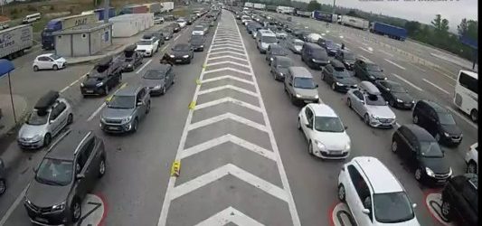 На „Табановце“ за влез и излез од државата се чека околу 45 минути