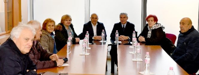 Грижата за пензионерите и за најранливите е секогаш наш приоритет, Ковачевски на средба со пензионерите во Куманово