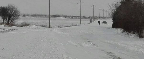 Патот до село Длабочица и село Герман непроодни од снежни наноси