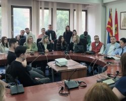 Трибина во Куманово „На матура без автомобил, алкохол и психотропни супстанции“