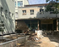 Се работи на третата фаза од реконструкција на театар