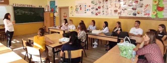 Преку проектот ,,Размисли пред да кликнеш“ граѓанскиот центар „Активум“ ги едуцираше учениците за зголемена интернет безбедност