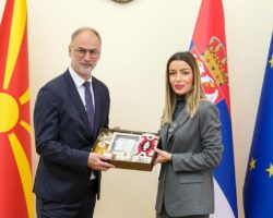 Стоилковиќ – Месаровиќ: Македонско-српски бизнис форум во Скопје на 3 декември, заедничка цел e стабилен и економски поврзан регион